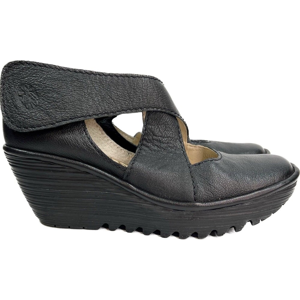 Fly London 'YOGO' Black Cross Strap Wedges Leather Shoes Size 39 US 9 $180